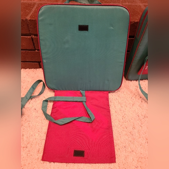 Super Bowl XXVII Stadium Giveaway Seat Cushions - Picture 7 of 12